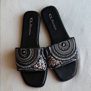 CL by Laundry Black and Silver Embellished Sandals / slides size 6.5